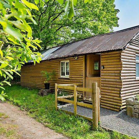Finest Retreats - Trevoya Cabin Launceston Bagian luar foto