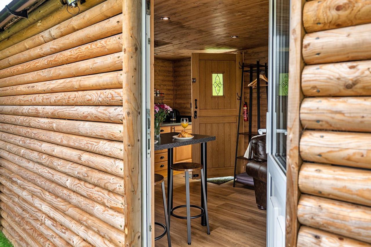 Finest Retreats - Trevoya Cabin Launceston Bagian luar foto