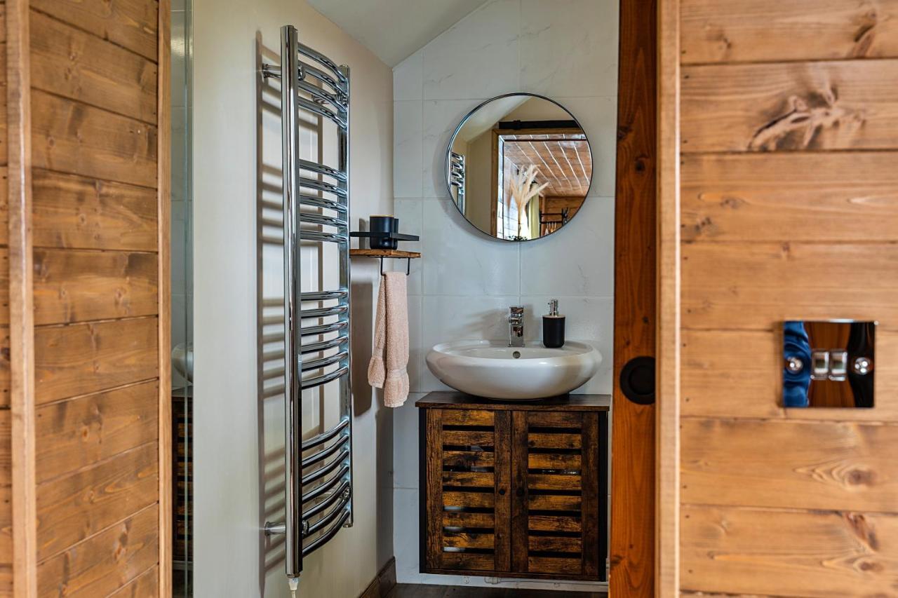 Finest Retreats - Trevoya Cabin Launceston Bagian luar foto